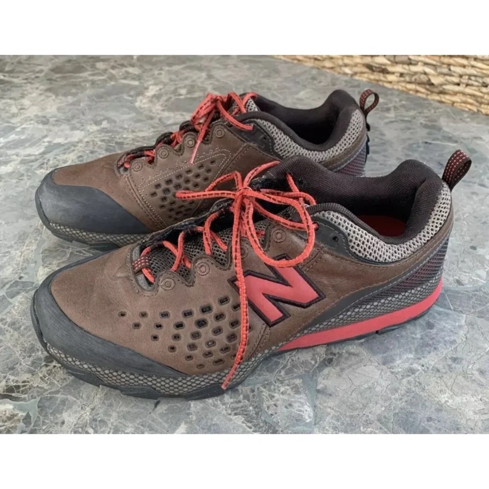 New Balance 700 Hiking Trail Running Athletic Shoes MT700LR Mens Size 7D Wns 8.5